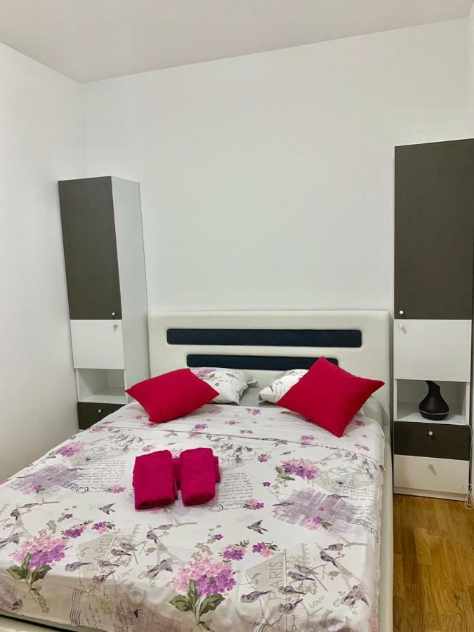 Absolute Apartman Cattaro Esterno foto